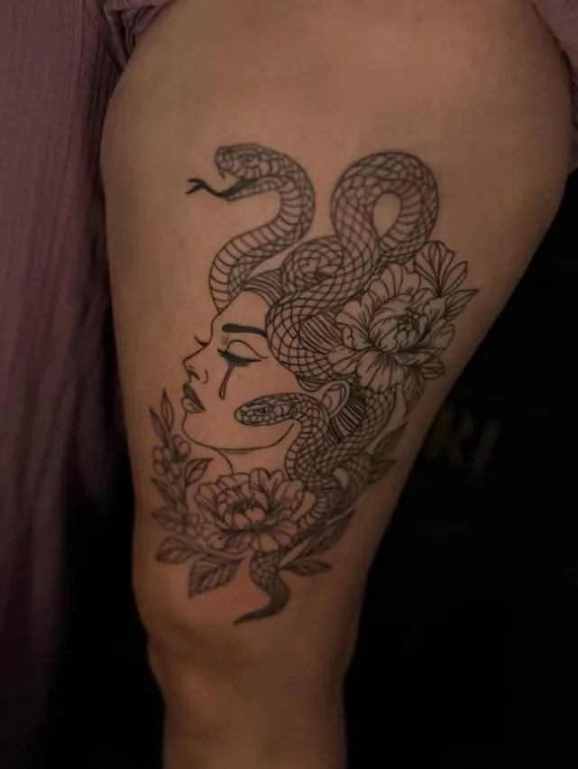 Medusa – Tattoo bei Miri Beauty